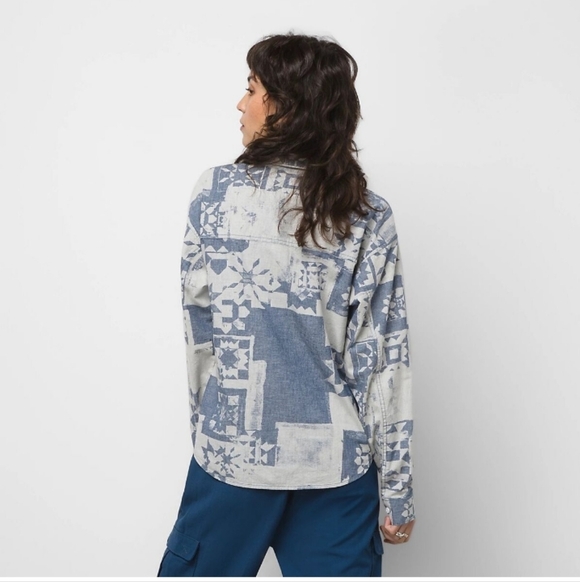 NWT Vans HOMESPUN LONG SLEEVE WOVEN TOP in Ashley Blue Size L - Picture 2 of 9